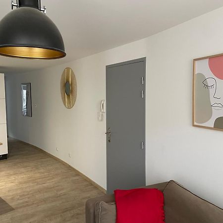 F2 Centre Historique Saint Colomban Apartment Luxeuil-les-Bains Luaran gambar